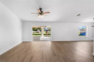 323 NW 10th St, Cape Coral, FL 33993 - Photo 28