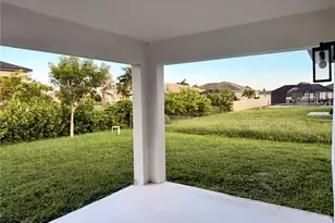 202 NW 25th Pl, Cape Coral, FL 33993 - Photo 30