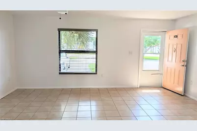 1031 SE 9th St #5, Cape Coral, FL 33990 - Photo 4