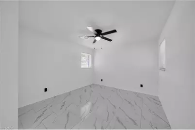 139 E Lake Dr, Lehigh Acres, FL 33936 - Photo 34