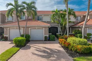 2444 Laurentina Ln, Cape Coral, FL 33909 - Photo 2