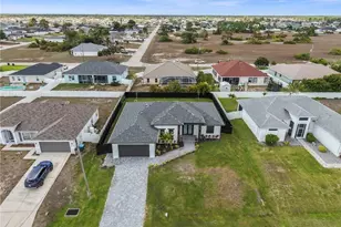 2015 NW 21st St, Cape Coral, FL 33993 - Photo 4