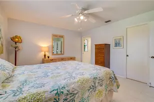 929 SE 6th Terrace, Cape Coral, FL 33990 - Photo 14