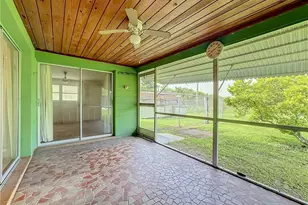 2901 Parkview Dr, Fort Myers, FL 33905 - Photo 18