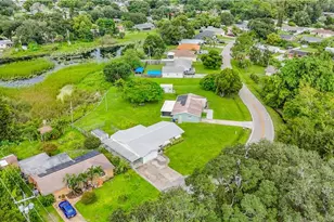 2901 Parkview Dr, Fort Myers, FL 33905 - Photo 2