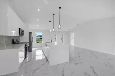 1822 NE 1st Pl, Cape Coral, FL 33909 - Photo 10