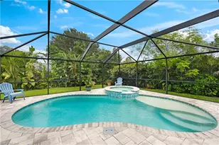909 SW 31st St, Cape Coral, FL 33914 - Photo 12