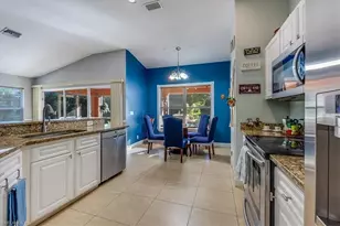 9230 Middle Oak Dr, Fort Myers, FL 33967 - Photo 6