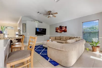 9230 Middle Oak Dr, Fort Myers, FL 33967 - Photo 10
