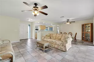 5248 Versaille Ct, Cape Coral, FL 33904 - Photo 4