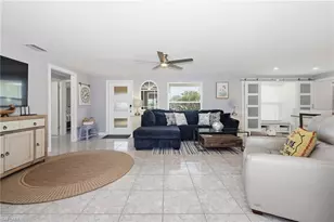 1717 SE 41st St, Cape Coral, FL 33904 - Photo 12