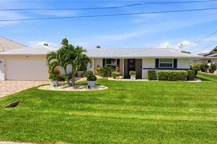 1717 SE 41st St, Cape Coral, FL 33904 - Photo 4