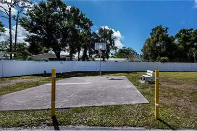 181 Caravan Cir, North Fort Myers, FL 33903 - Photo 32