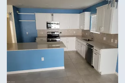 10843 Marlberry Way, North Fort Myers, FL 33917 - Photo 2