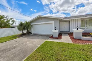 1718 NE 7th St, Cape Coral, FL 33909 - Photo 1