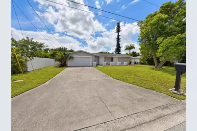 1718 NE 7th St, Cape Coral, FL 33909 - Photo 2