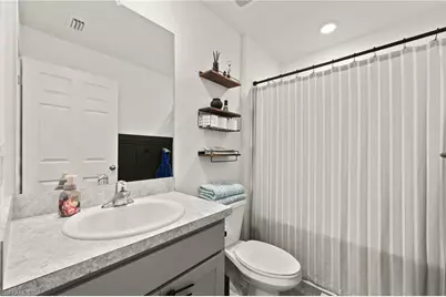 1409 NE 4th Pl, Cape Coral, FL 33909 - Photo 22