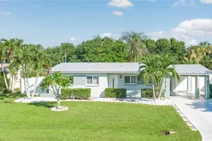 843 Lake McGregor Dr, Fort Myers, FL 33919 - Photo 1