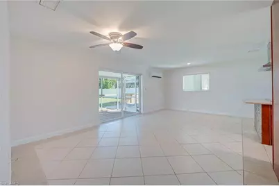 843 Lake McGregor Dr, Fort Myers, FL 33919 - Photo 8