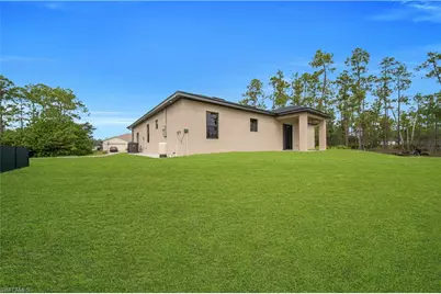 1306 Broadway Ave, Lehigh Acres, FL 33972 - Photo 32