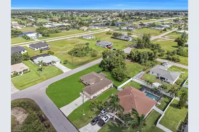 1211 NW 27th Pl, Cape Coral, FL 33993 - Photo 36