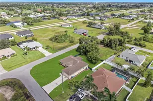 1211 NW 27th Pl, Cape Coral, FL 33993 - Photo 36