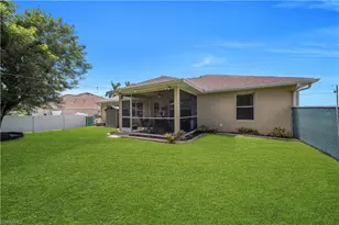 1211 NW 27th Pl, Cape Coral, FL 33993 - Photo 30
