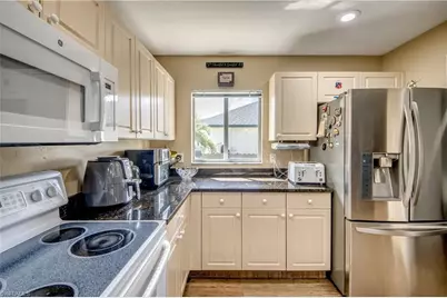 3449 NE 11th Ave, Cape Coral, FL 33909 - Photo 26