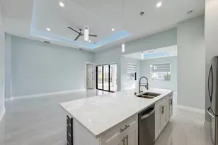 2535 SW 5th Ave, Cape Coral, FL 33914 - Photo 10