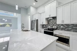 2535 SW 5th Ave, Cape Coral, FL 33914 - Photo 8