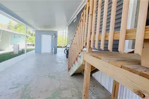 352 Shoreland Dr, Fort Myers, FL 33905 - Photo 2