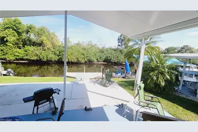 352 Shoreland Dr, Fort Myers, FL 33905 - Photo 16