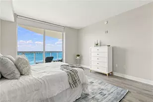 3000 Oasis Grand Blvd, Fort Myers, FL 33916 - Photo 16