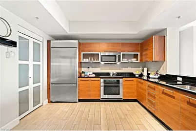 3000 Oasis Grand Blvd #1401, Fort Myers, FL 33916 - Photo 10
