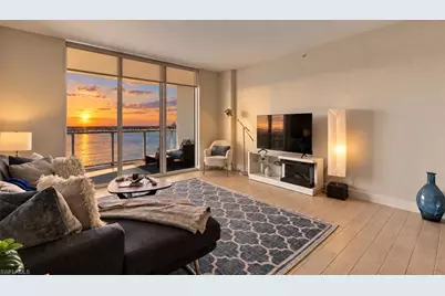 3000 Oasis Grand Blvd #1401, Fort Myers, FL 33916 - Photo 2
