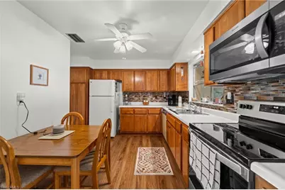 [Address not provided], Cape Coral, FL 33904 - Photo 10