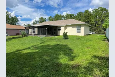 3003 Nadine Ln, Lehigh Acres, FL 33971 - Photo 4
