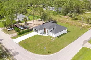 2500 16th St W, Lehigh Acres, FL 33971 - Photo 2