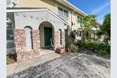 6635 Warwick Cir #4, Fort Myers, FL 33919 - Photo 2