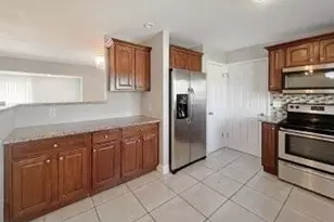 218 SW 46th Terrace, Cape Coral, FL 33914 - Photo 6