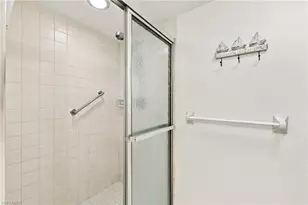 704 Broad Ave S, Naples, FL 34102 - Photo 12