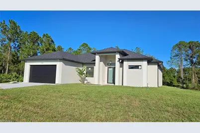 912 Hibiscus Ave, Lehigh Acres, FL 33972 - Photo 2