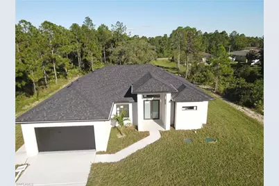 912 Hibiscus Ave, Lehigh Acres, FL 33972 - Photo 30