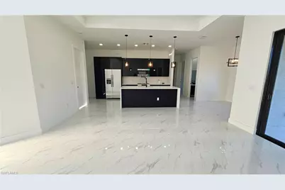 912 Hibiscus Ave, Lehigh Acres, FL 33972 - Photo 4