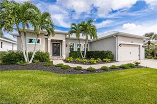 8702 Lakefront Ct, Fort Myers, FL 33908 - Photo 2