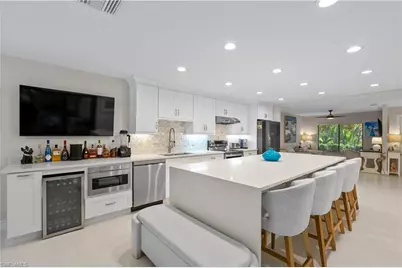 7337 Lake Dr, Fort Myers, FL 33908 - Photo 20