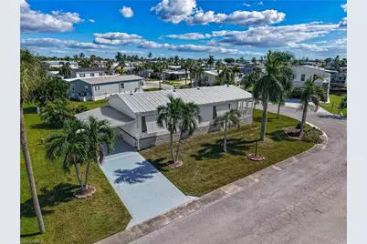11390 Azalea Ln, Fort Myers Beach, FL 33931 - Photo 28