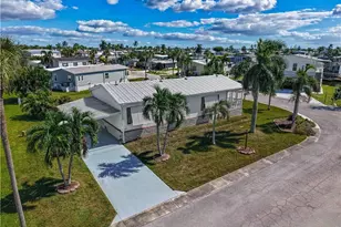 11390 Azalea Ln, Fort Myers Beach, FL 33931 - Photo 28
