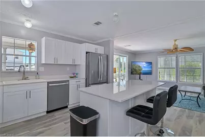 11390 Azalea Ln, Fort Myers Beach, FL 33931 - Photo 18