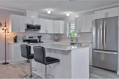 11390 Azalea Ln, Fort Myers Beach, FL 33931 - Photo 6